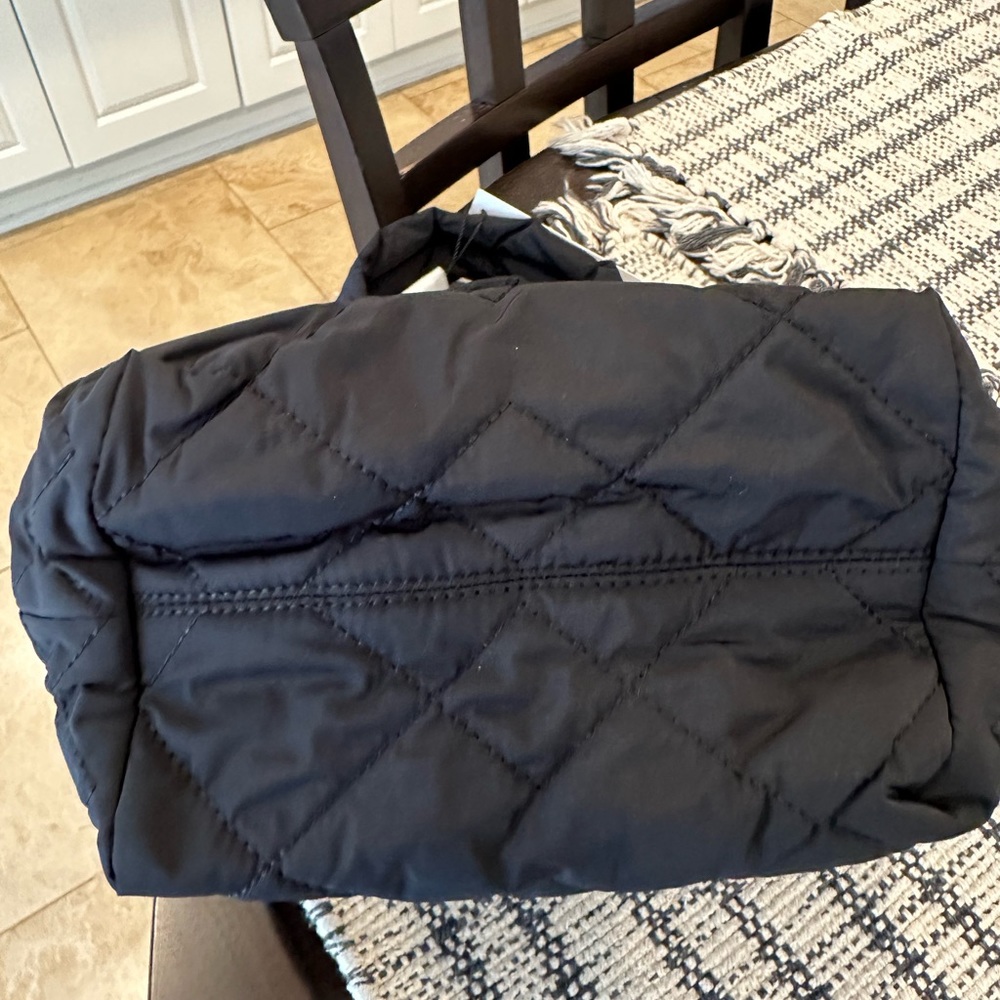 NWT Marc Jacobs puff black bucket bag crossbody - Picture 5 of 6